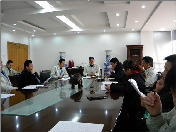 z6尊龙股份全体党员十八大精神学习会